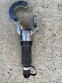 Predám HYDRAULICKÝ LIS NA PEX POTRUBIE - 3