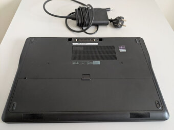 Dell E7440,Intel i5 4310U 2x2 GHz,8GB RAM,14,4",128GB SSD - 3