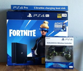 PS4 Pro 1T + Thrustmaster T80 Ferrari Edition - 3