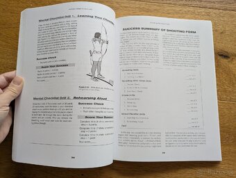 Kniha Archery Steps to success - 3