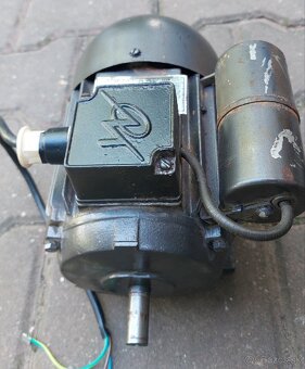 Motor 220V 0,37kW - 3