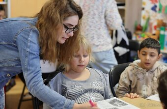 INTERAKTÍVNA KNIHA RÝMOVANÉ PRÍBEHY a jej príloha TAJNIČKY P - 3