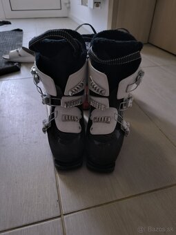 Lyže a lyziarky - 3