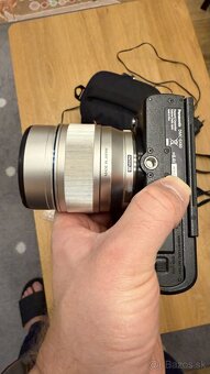 Objektív Olympus 75mm f/1.8 - striebornej farby - 3