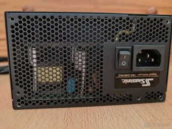 Seasonic Focus GM-650 Semi-Modular 80 PLUS Gold - 3