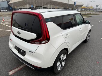 Kia Soul EV - 3