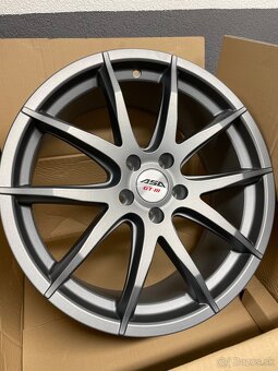 Nová Sada 4ks alu kol 5x112 r19 BBS gt3 - 3