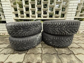 215/55 R16 zimné + Disky Volvo 16 - 3
