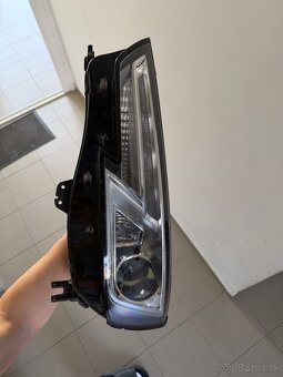 Audi svetlo A4 (ľavé) - 3