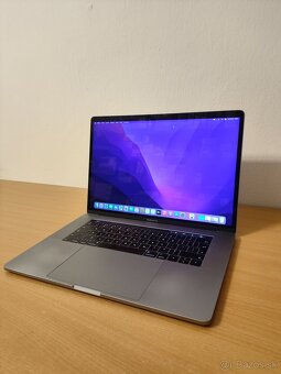 MacBook Pro 15 2016 | i7 • 16GB • 1TB SSD - 3