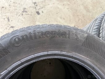 215/65R17 - 3