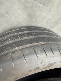 2ks 215/50 R18 Goodyear F1 - 3