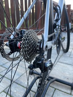 Polygon Strattos 550 cestný bicykel - 3