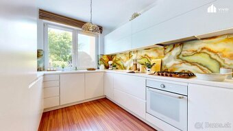 Krásny a veľký 5i RD, garáž, štýlová kuchyňa, walk-in šatník - 3