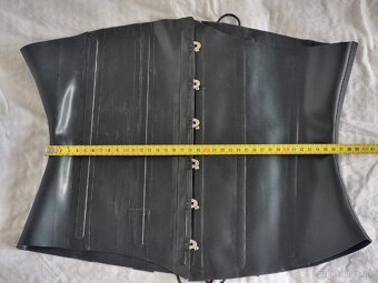 Korzet z prírodného latexu. Nove. Size L. - 3