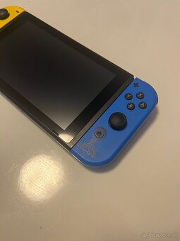 Nintendo Switch Fortnite Edition - 3