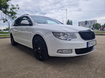 Škoda Superb Combi 2.0 TDI CR 140k Elegance DSG - 3