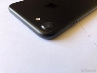 Apple iPhone 7 32GB - 3