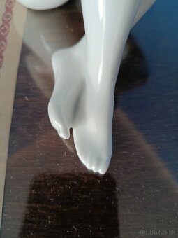 Čtenářka vyrobeno v Royal Dux - 3