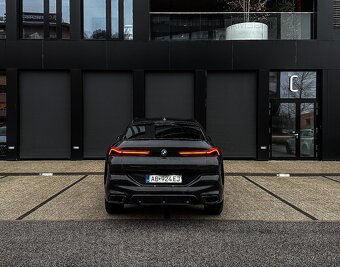 BMW X6 30d xDrive Msport – TOP stav - 3