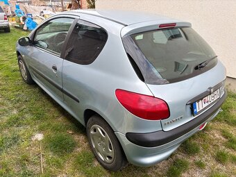 Peugeot 206 1,4 16V - 3