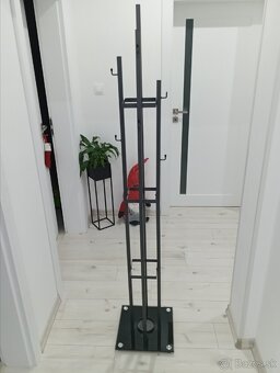 Stojanový vešiak - 3