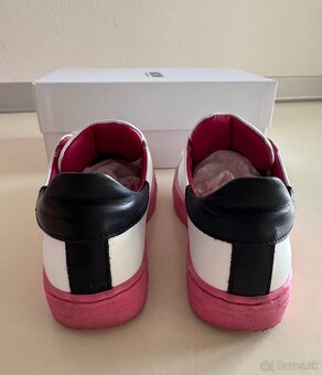 Moschino tenisky - veľkosť 30 - 3