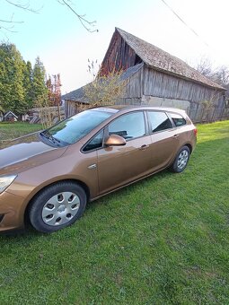 Opel Astra st j - 3