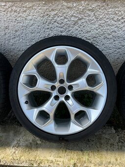 Original Ford 5x108 R19 - 3