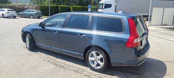 Volvo V70 2008 2.4 D 120kW automat - 3