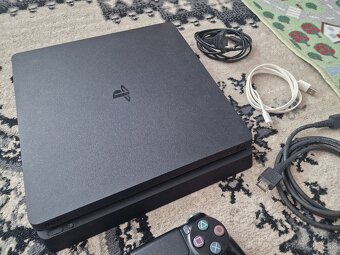 Playstation 4 slim 500GB - 3