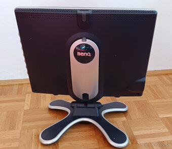 Predám monitor BenQ FP783 - 3