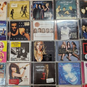 CD-čka...TAKE THAT,CAUGHT IN THE ACT,BACKSTREET BOYS.... - 3