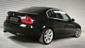 Bmw e90 325i N52 manuál zadokolka r18 - 3