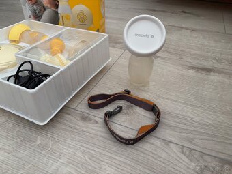 Elektrická odsávačka mlieka Medela Swing Flex - 3