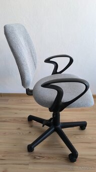 Kancelárska stolička - 3