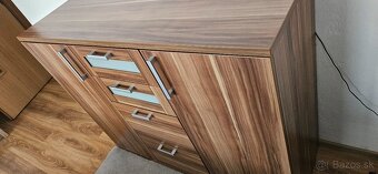 Komoda - 3