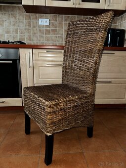 Stôl so stoličkami - 3