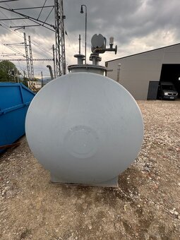 Priemyselná nádrž. - 3