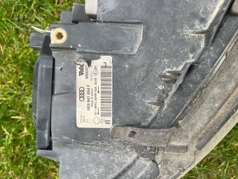 Predne svetla Audi A4 b6 - 3