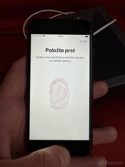 iPhone 8 64gb - top stav - 3