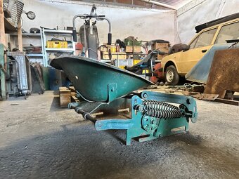 Originál sedačka Zetor 25 - 3