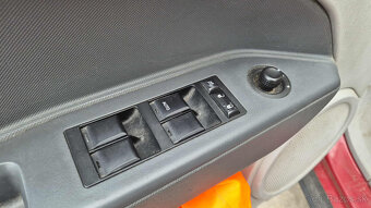 Dodge Caliber 2,0CRD CR 103kw - 3