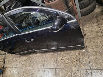 Dvere passat b6 combi čierne - 3