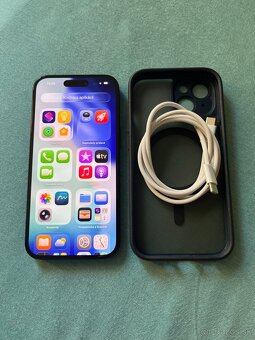 iPhone 15,black,zdravie 89% - 3