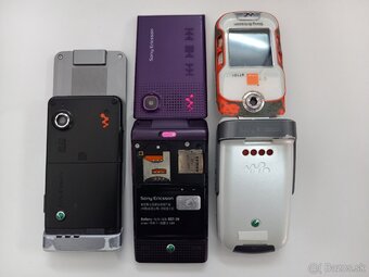 SONY ERICSSON staré tlačítkové - 3