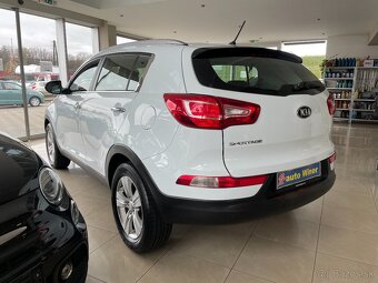 Kia SPORTAGE 1.6 Benzín GDI - 3