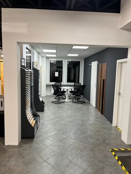 Asistent/tka predaja interiérových dverí a zárubní SAPELI - 3