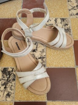 Sandalky - 3