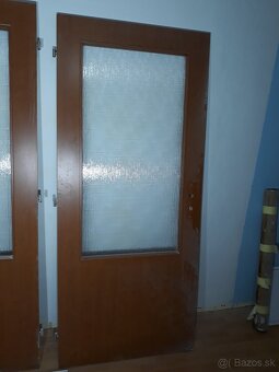 Dvere hnede so sklom 80 lave a 80 prave - 3